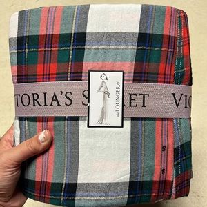 Victorias Secret Pajama Set